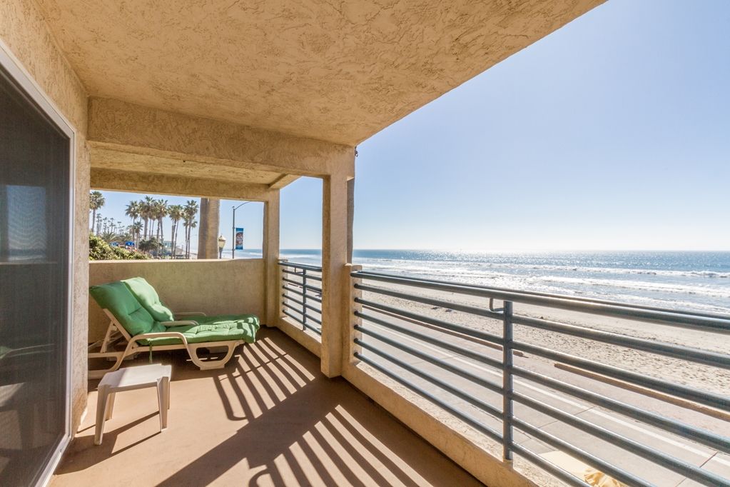 Southern California Beach Club Oceanside Room photo
